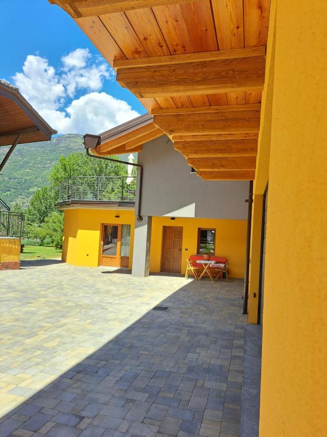 La Maison De Chantal Fenis Bagian luar foto
