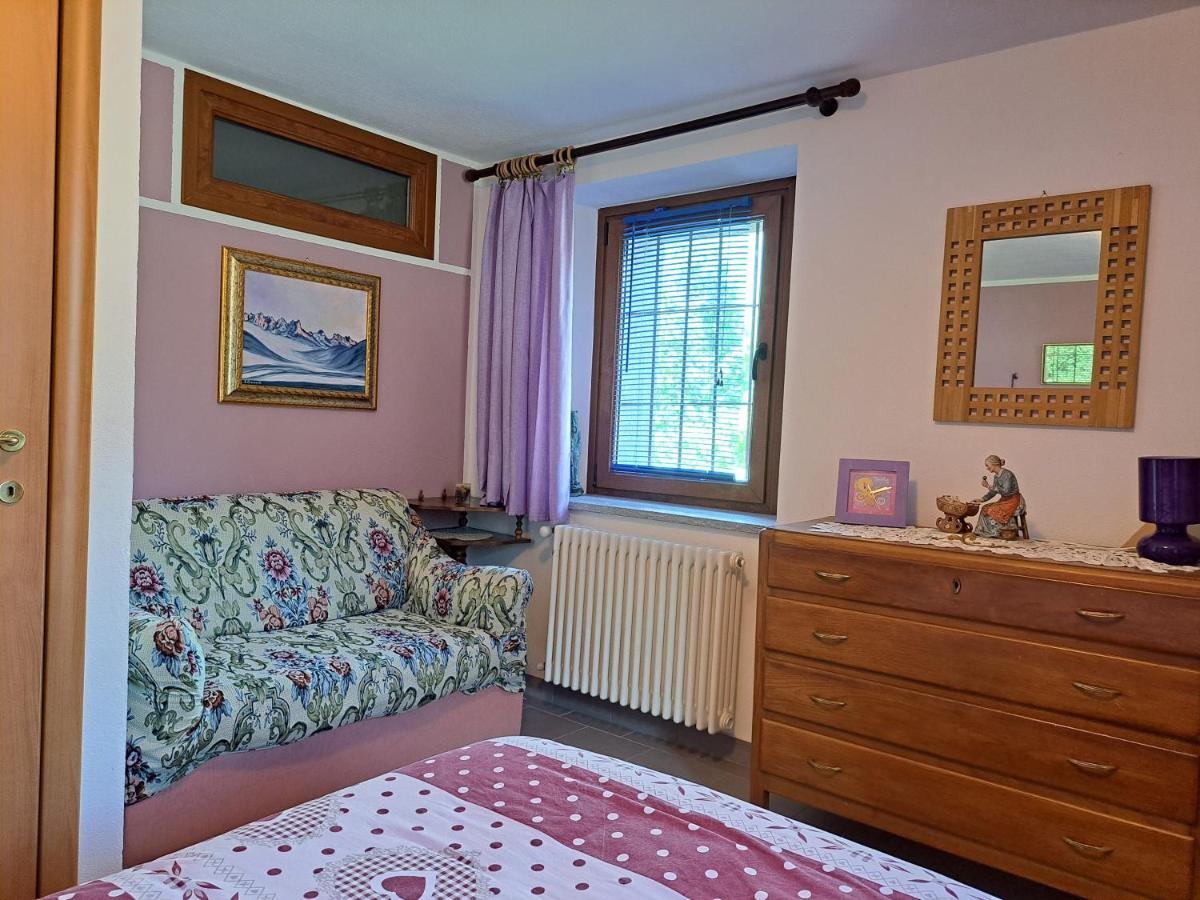 La Maison De Chantal Fenis Bagian luar foto